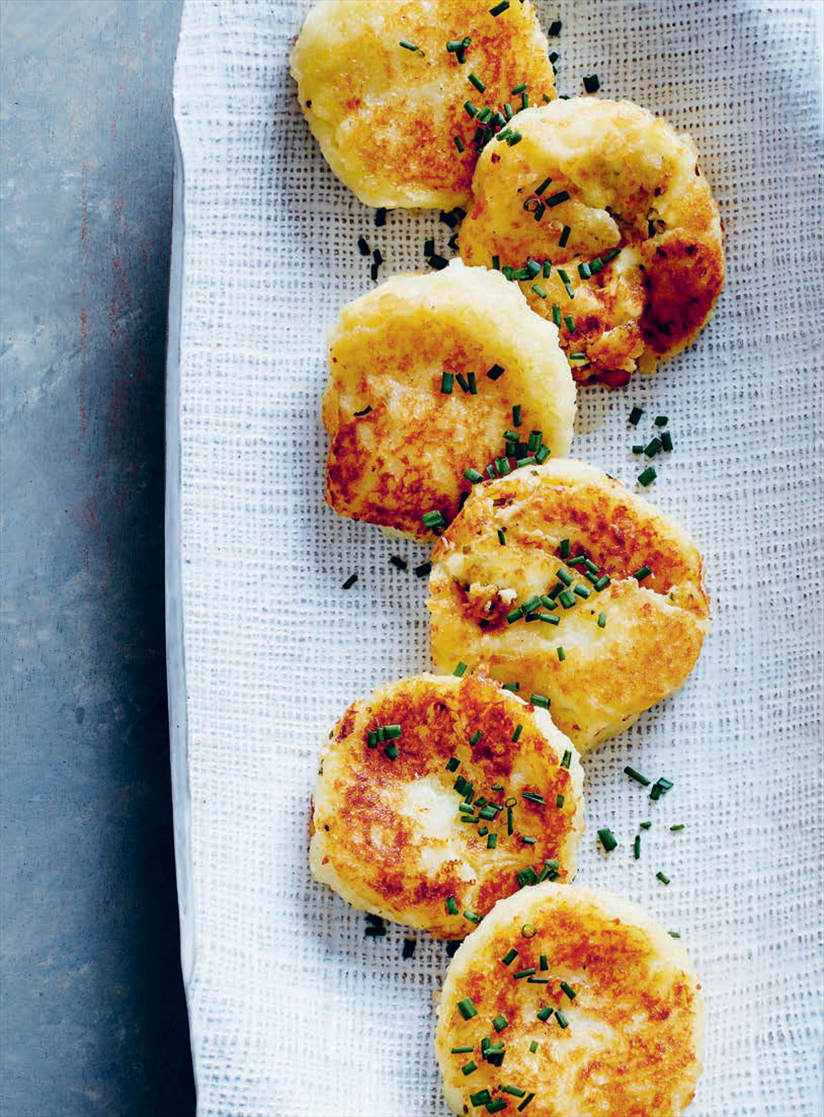 Potato dumplings stuffed with curd cheese and chives