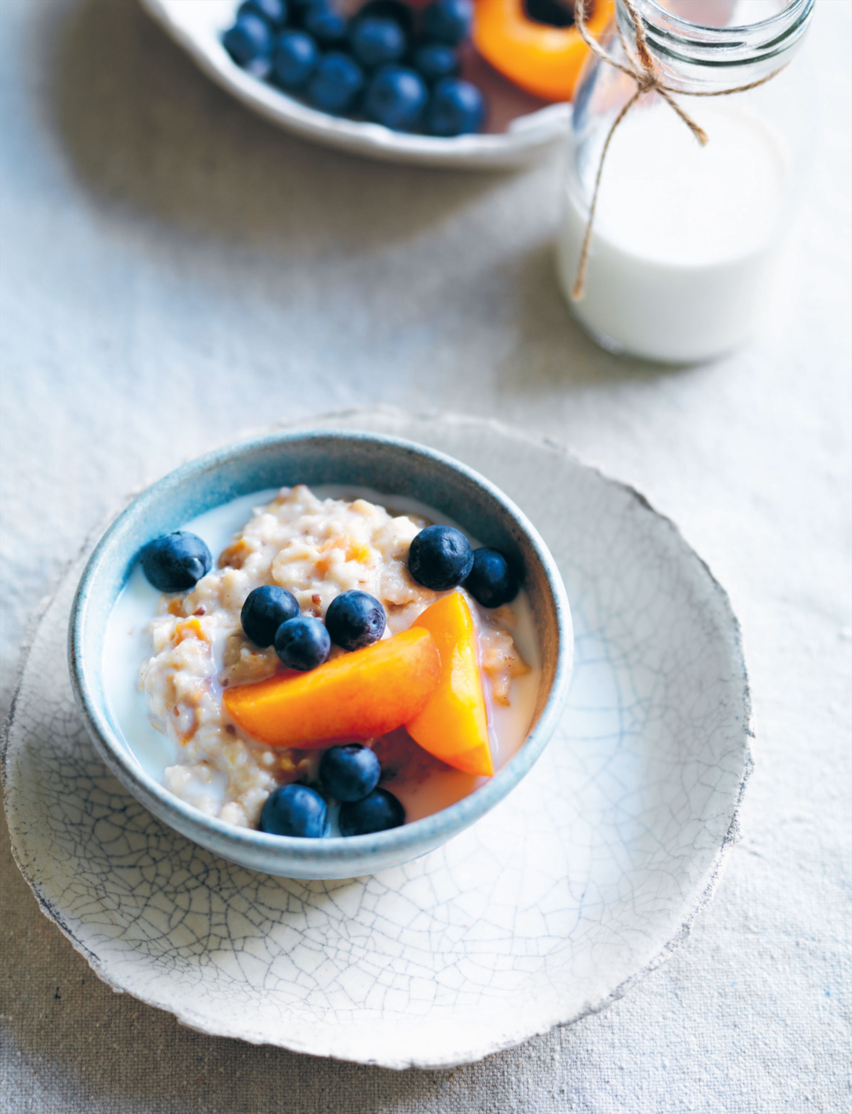 Three-grain blueberry and apricot porridge