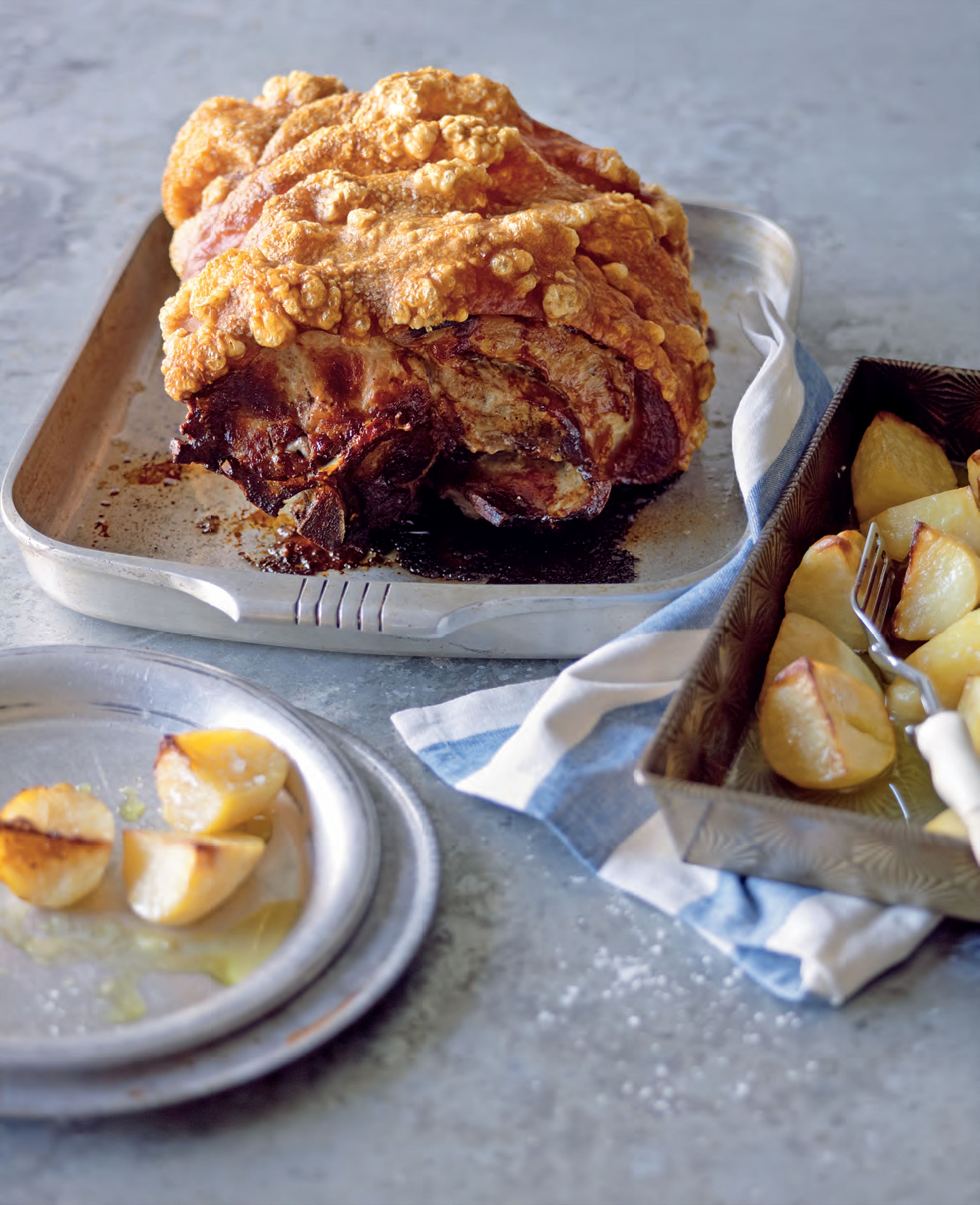 Roast pork with lemon potatoes