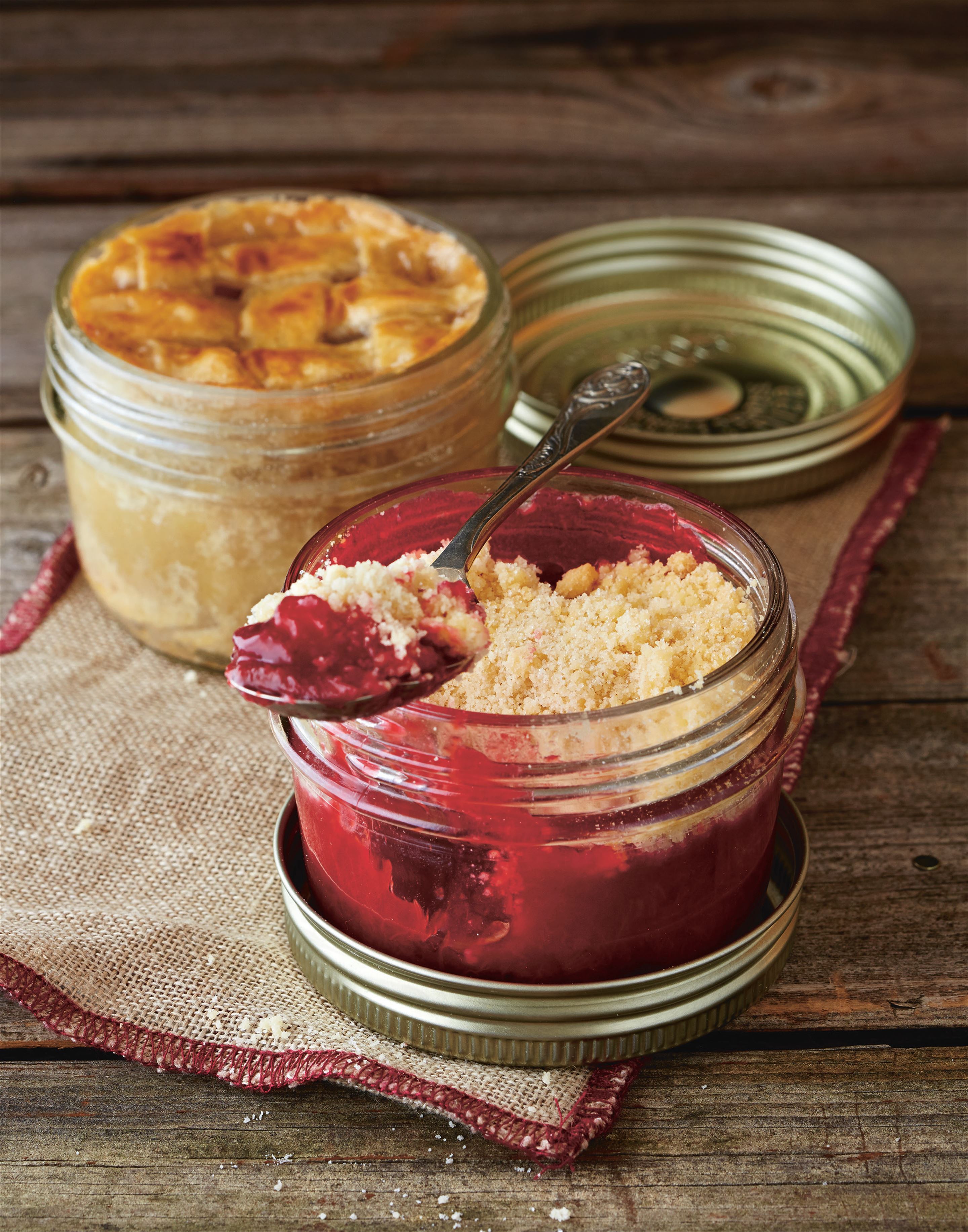 Plum crumble in a jar and apple pie in a jar