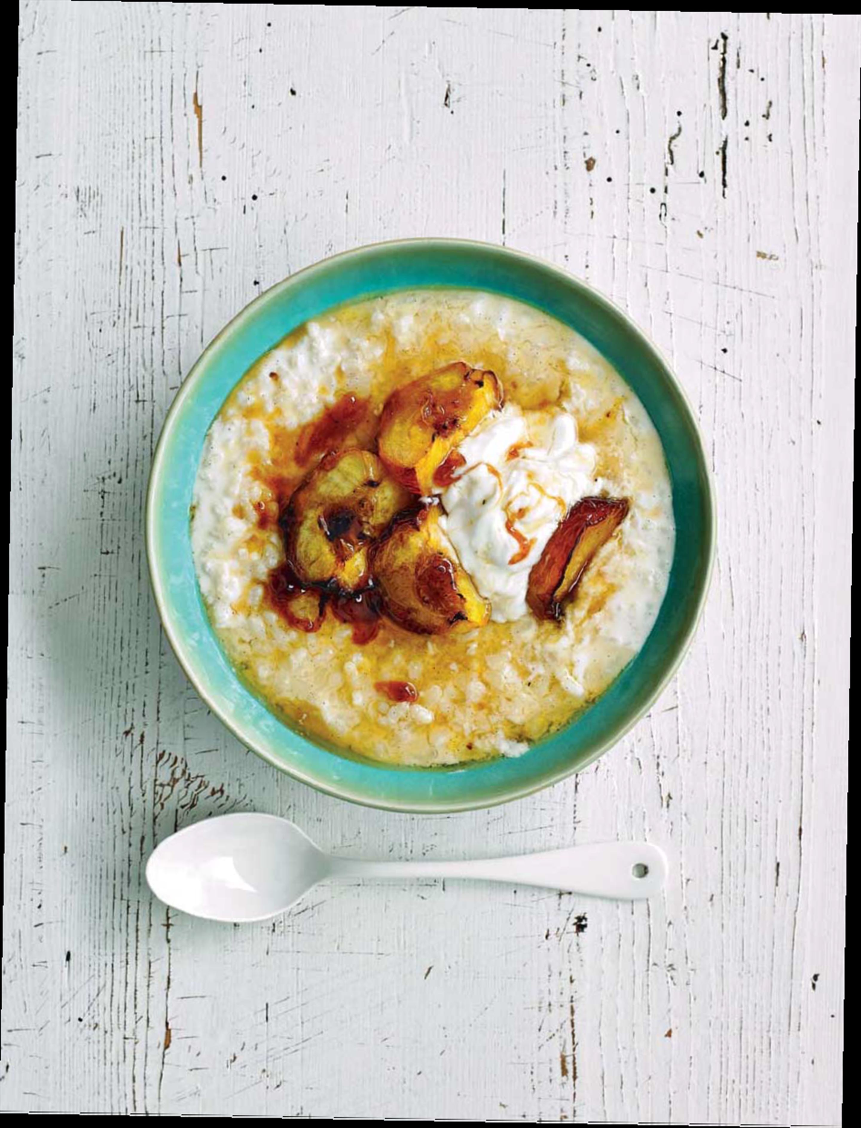 Roasted peaches with arroz con leche