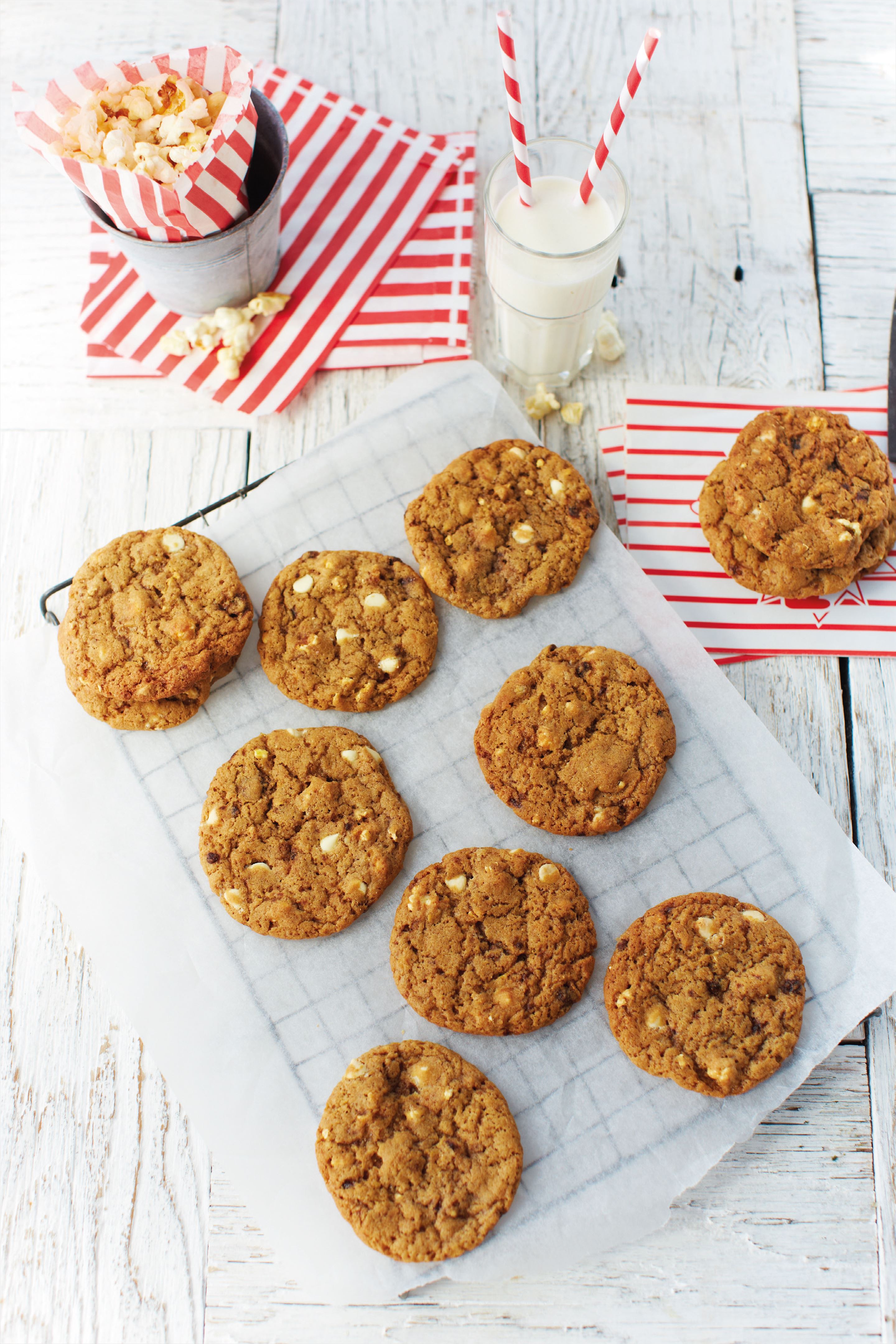Popcorn and white chocolate all-American chewy cookies