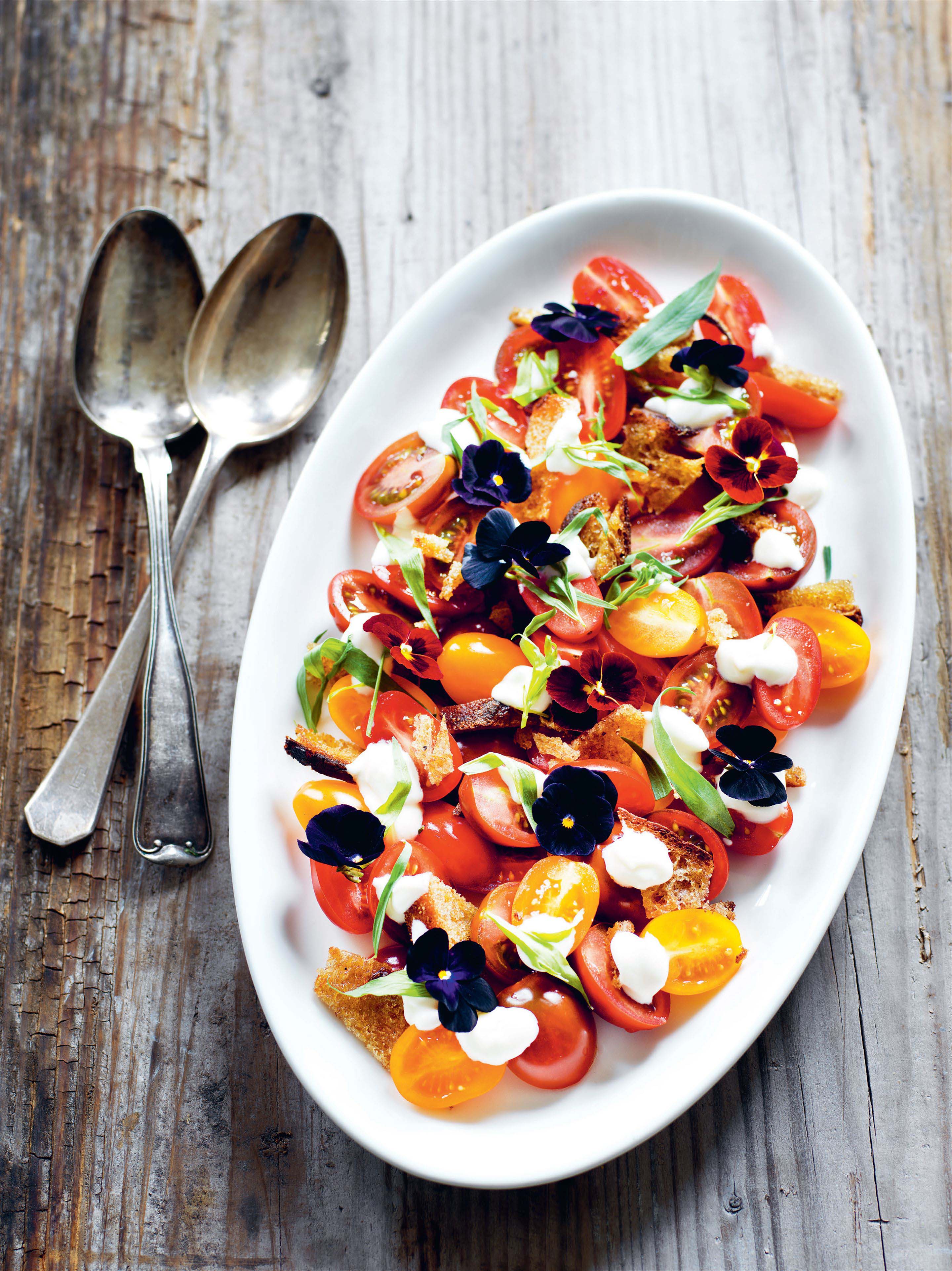 Tomatoes with goat cheese dressing