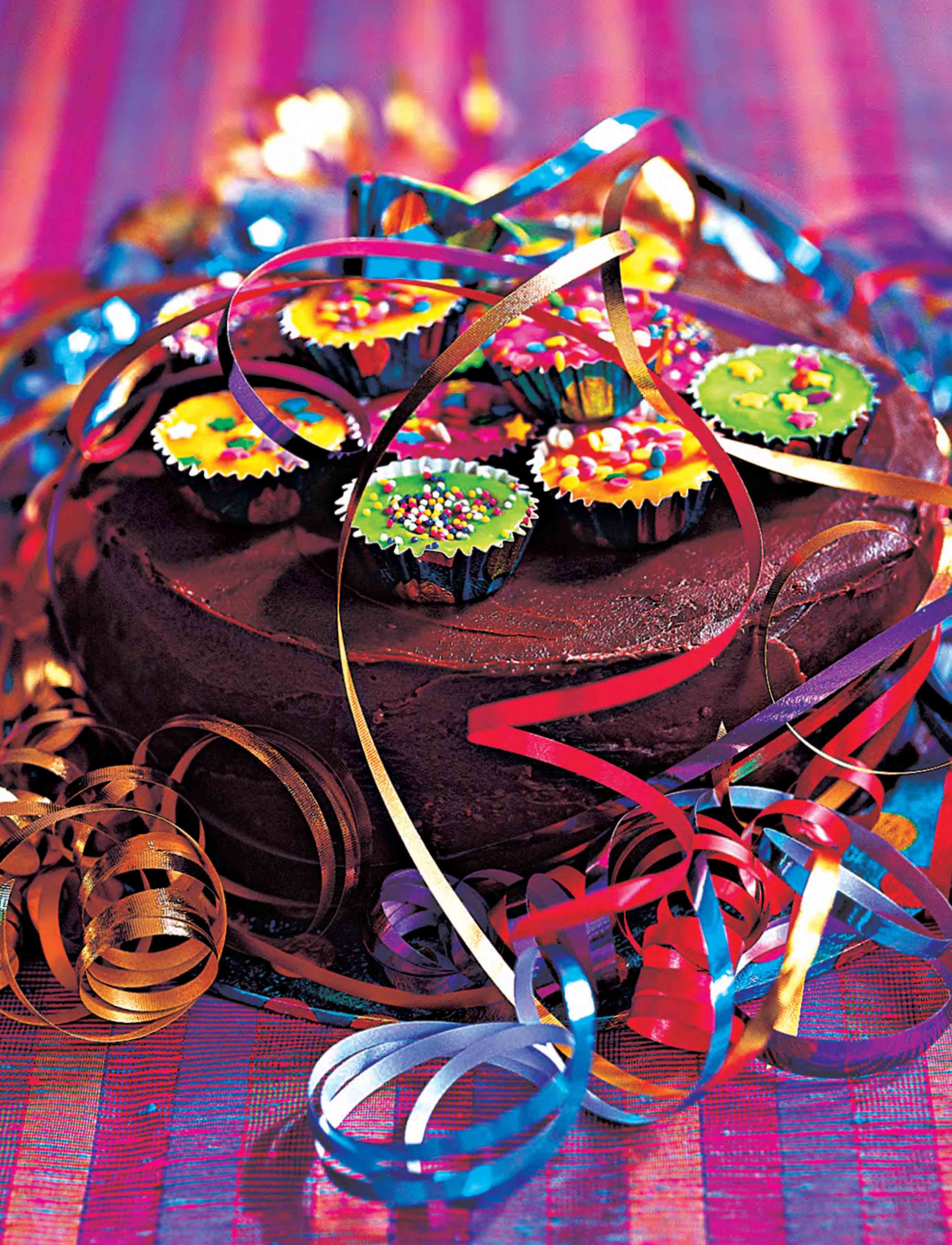 Party cake with streamers