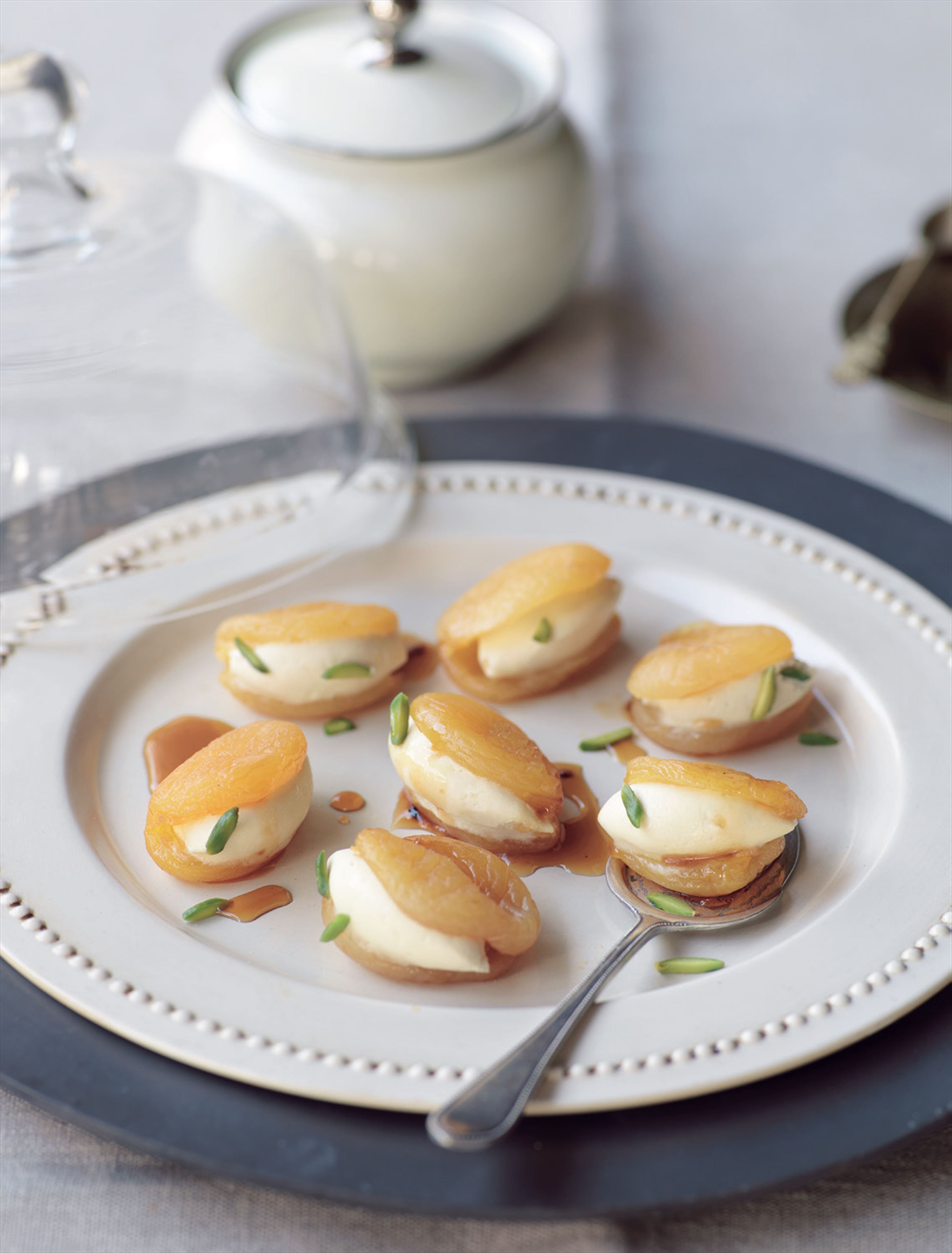 Sticky apricots stuffed with clotted cream