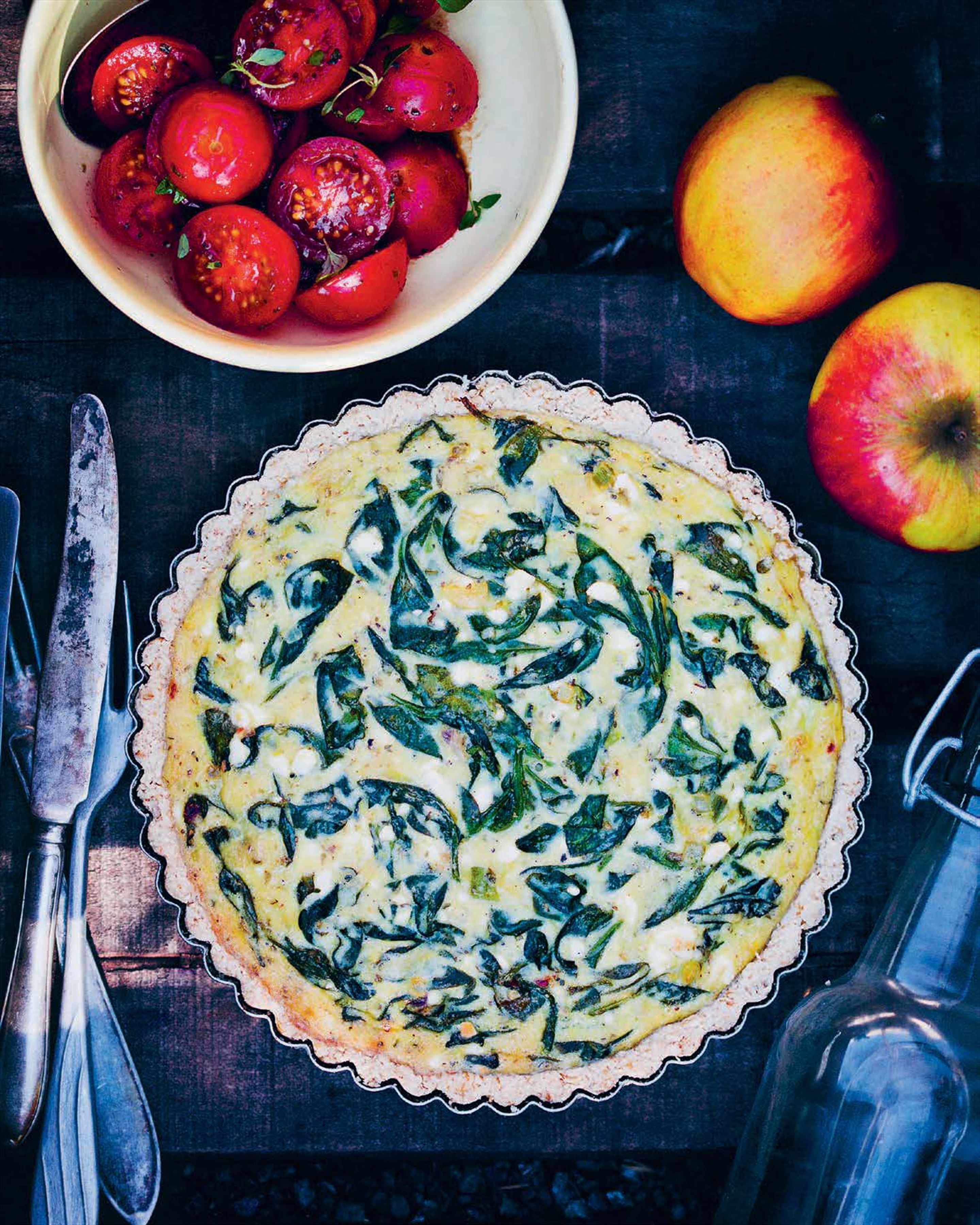 Spinach and feta quiche with oat crust