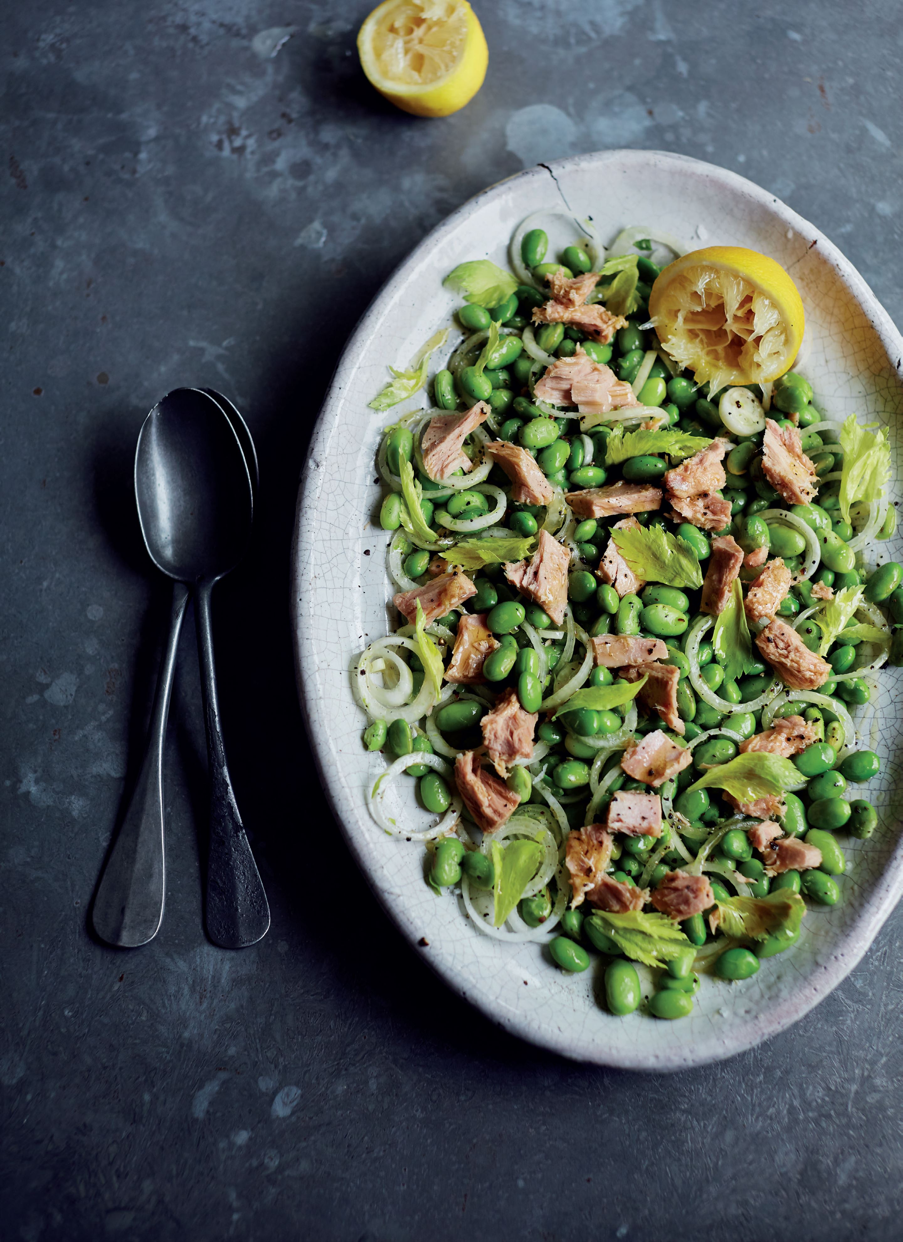 Edamame beans with tuna and onion