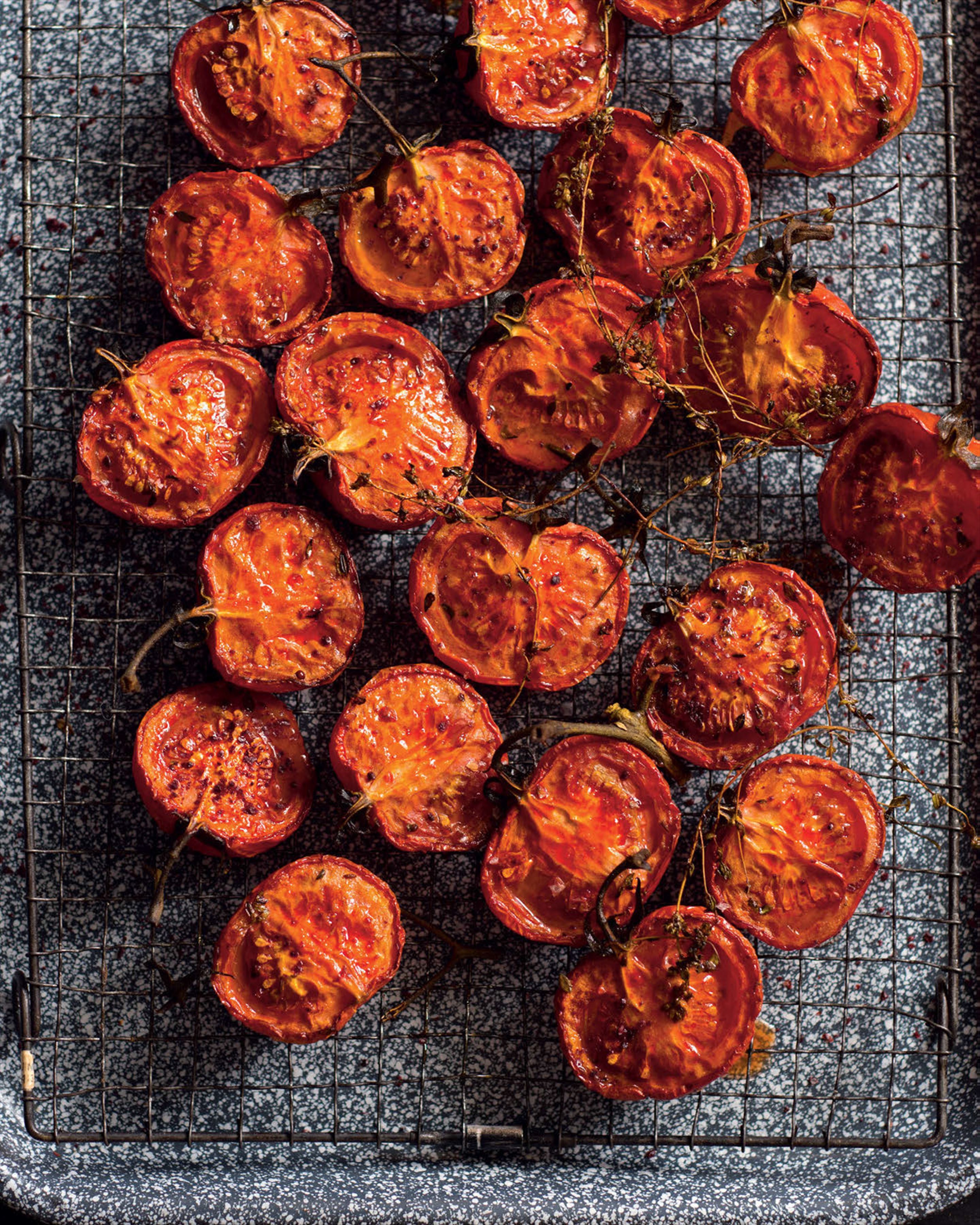 Slow-roasted tomatoes with pomegranate & thyme