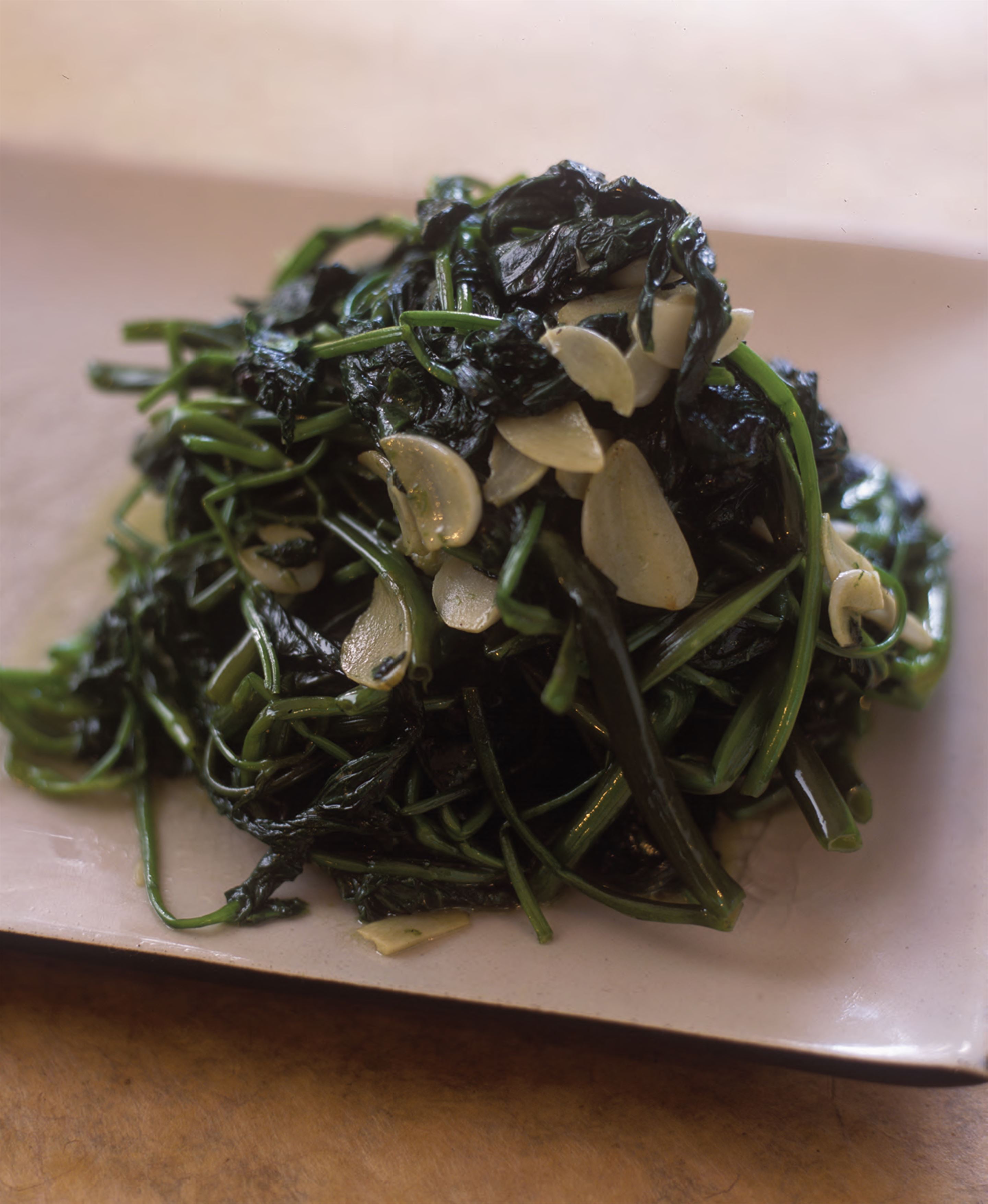 Water spinach with garlic