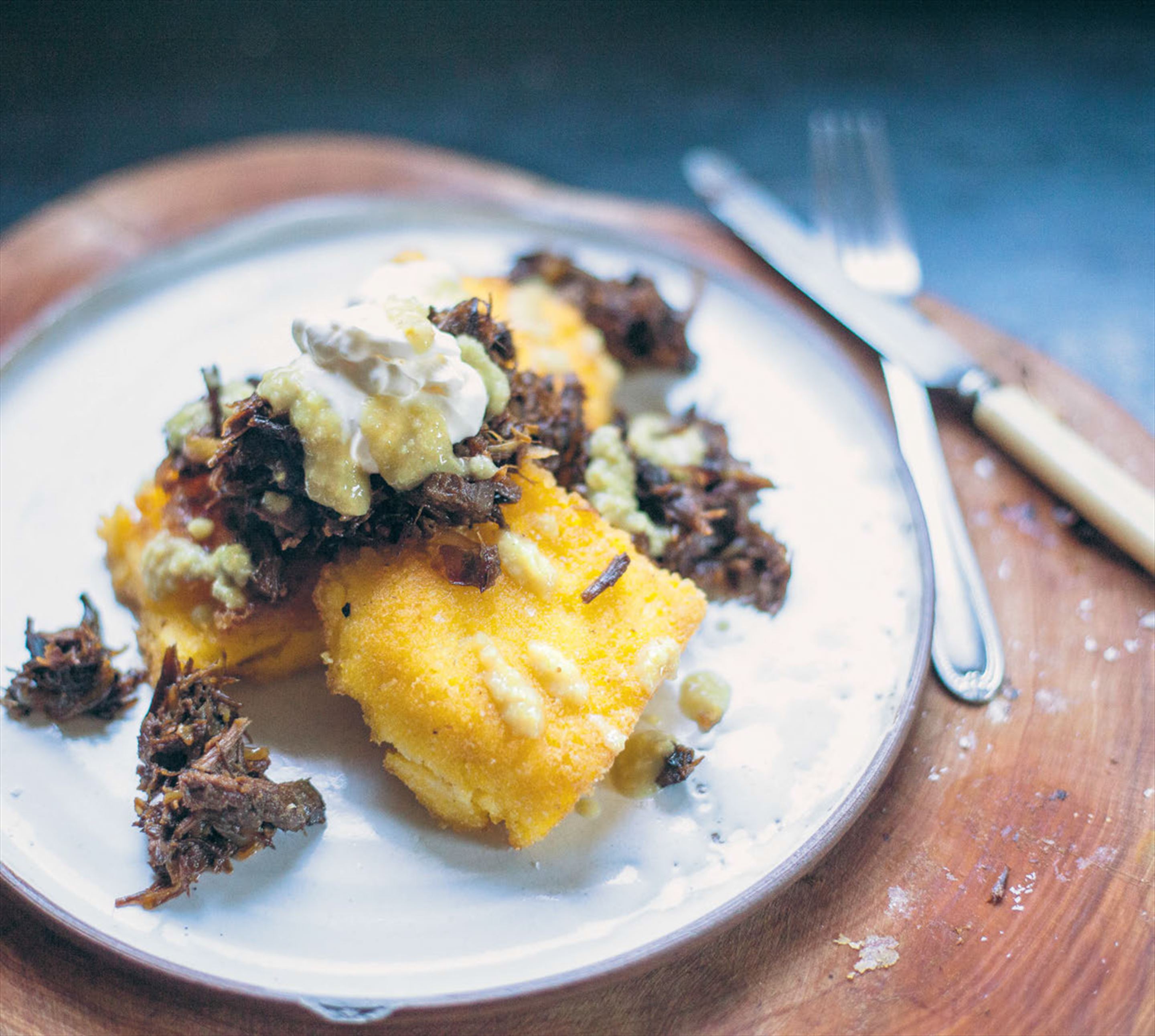 Sweet & hot braised hare with fried polenta